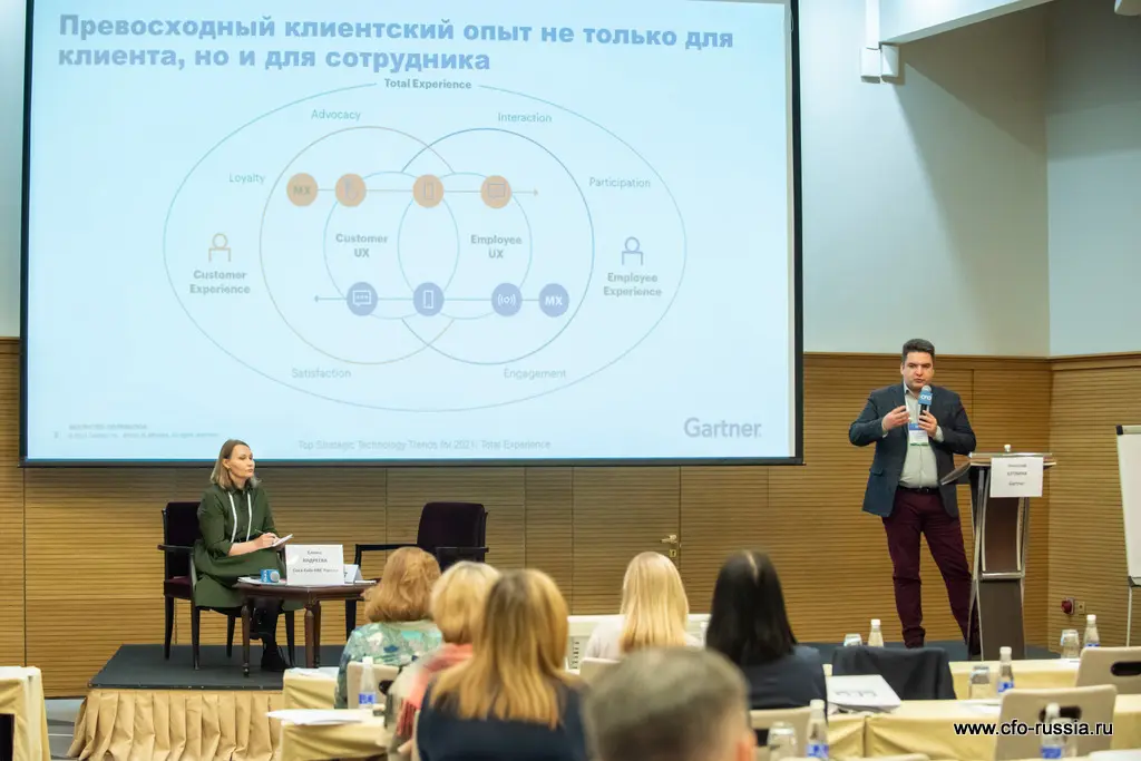 Николай Бутвина<br />
Исполнительный партнер<br />
Gartner ART_4626 Butvina.jpg
